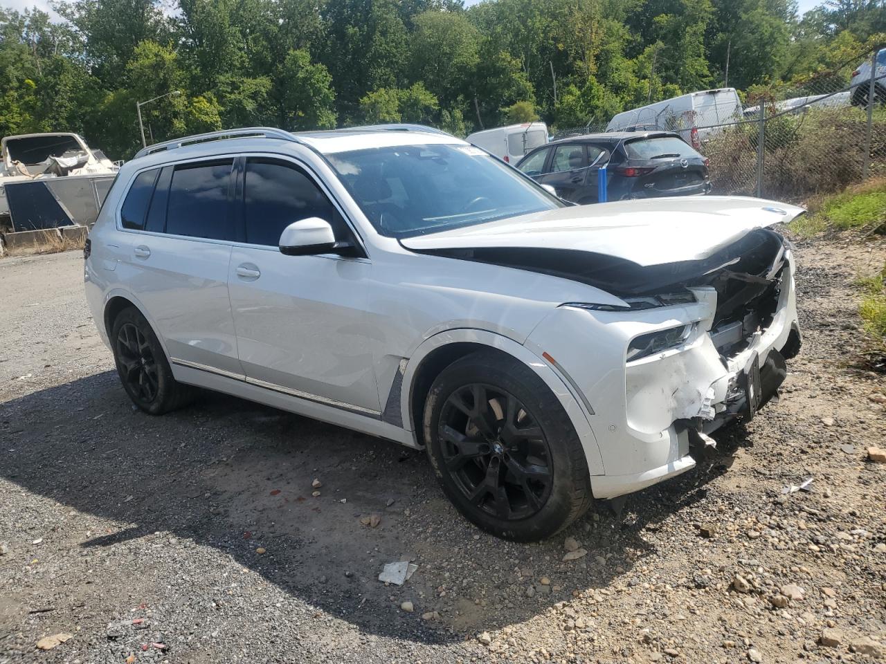 2023 BMW X7 VIN 5UX23EM01P9P25098 photo 4