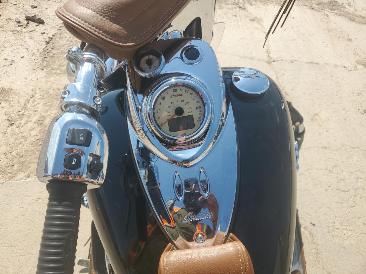 2015 INDIAN Motorcycle VIN 56KCCVAA0F3320042 photo 7