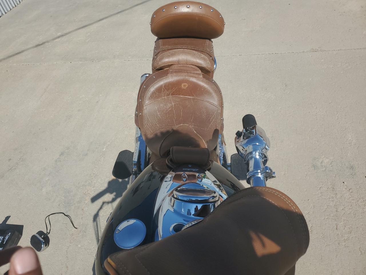 2015 INDIAN Motorcycle VIN 56KCCVAA0F3320042 photo 5