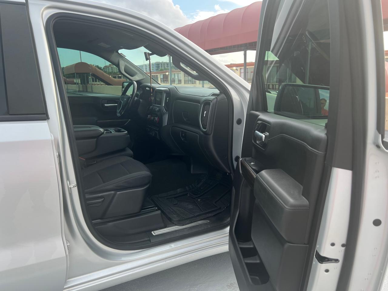 2021 Chevrolet All models VIN 3GCUYDET2MG212792 photo 5