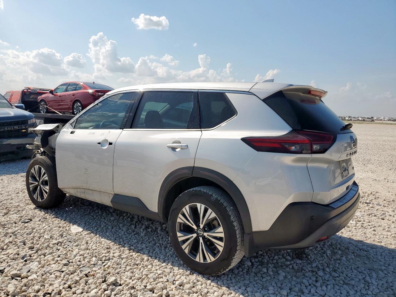 2021 Nissan Rogue VIN 5N1AT3BAXMC830679 photo 2
