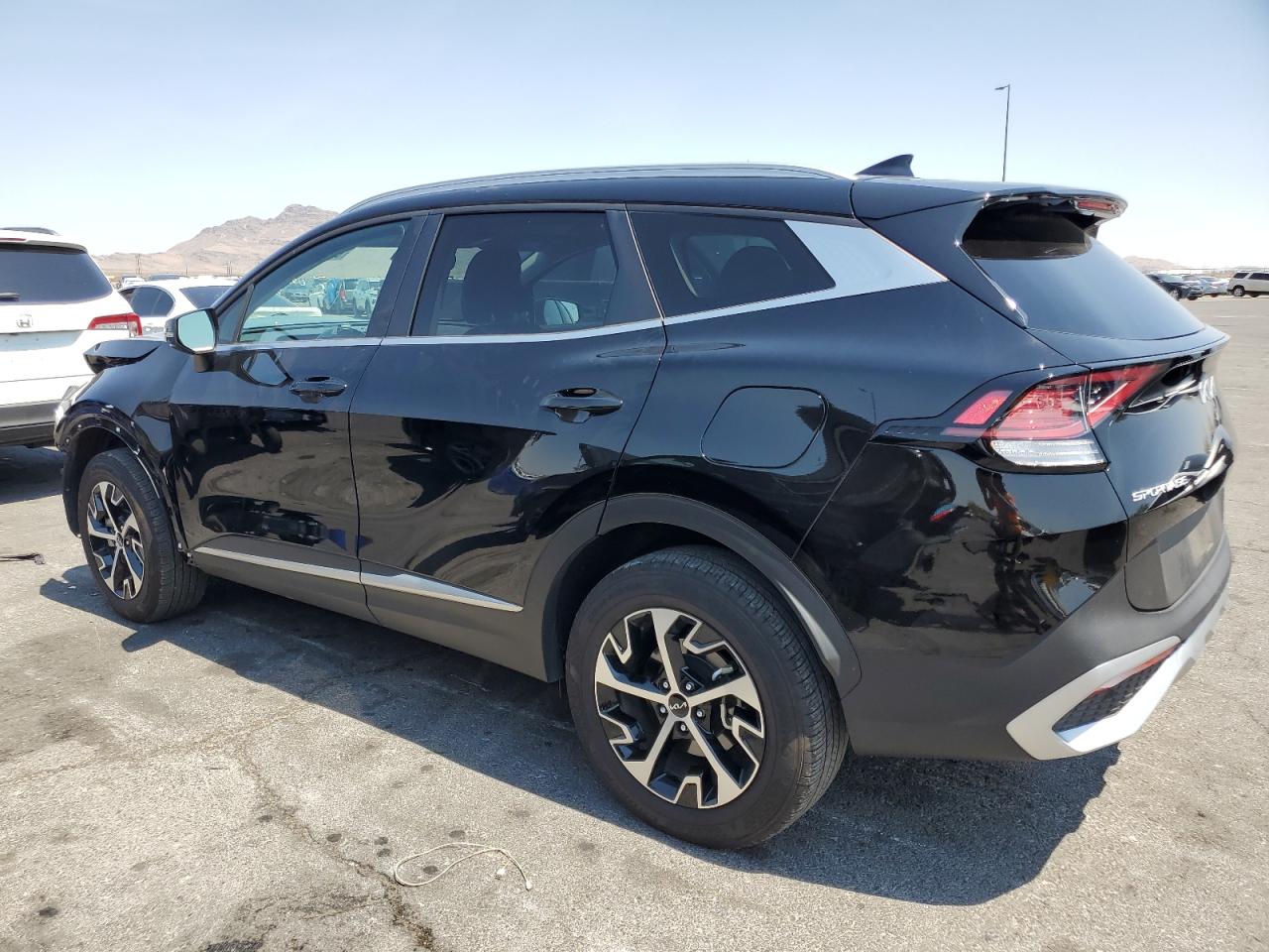2024 Kia Sportage VIN 5XYK3CDF9RG226870 photo 2