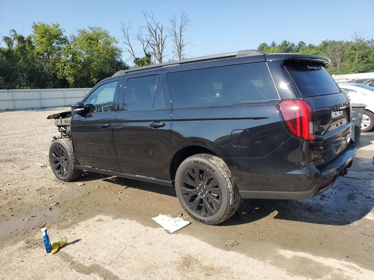 2025 Ford Expedition VIN 1FMJK1M83SEA33788 photo 2