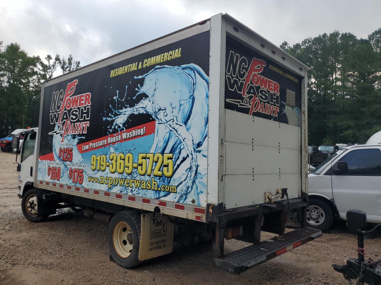 2018 Isuzu All models VIN 54DC4W1B3JS811698 photo 2