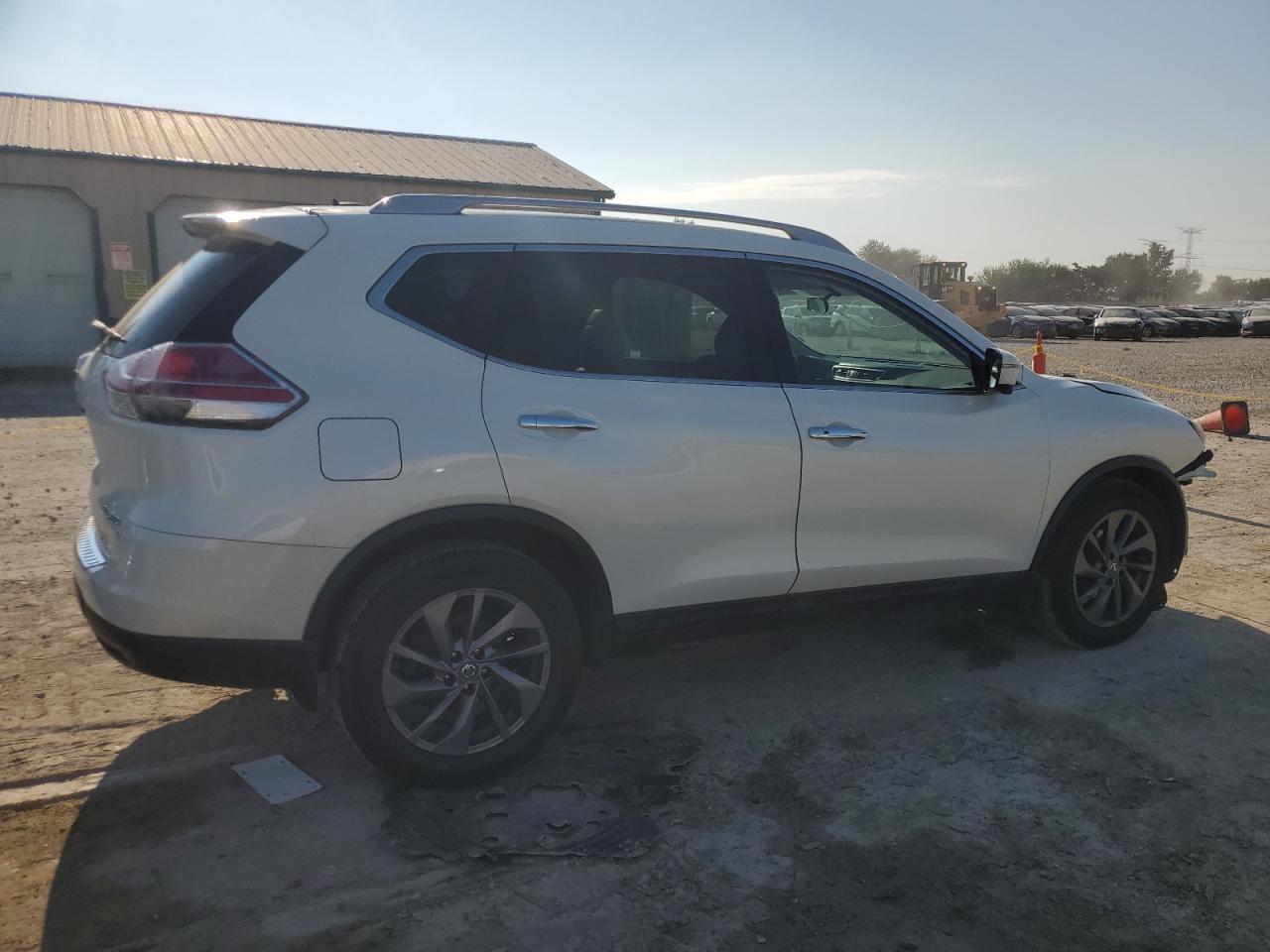 2016 NISS Rogue VIN 5N1AT2MV4GC863787 photo 3