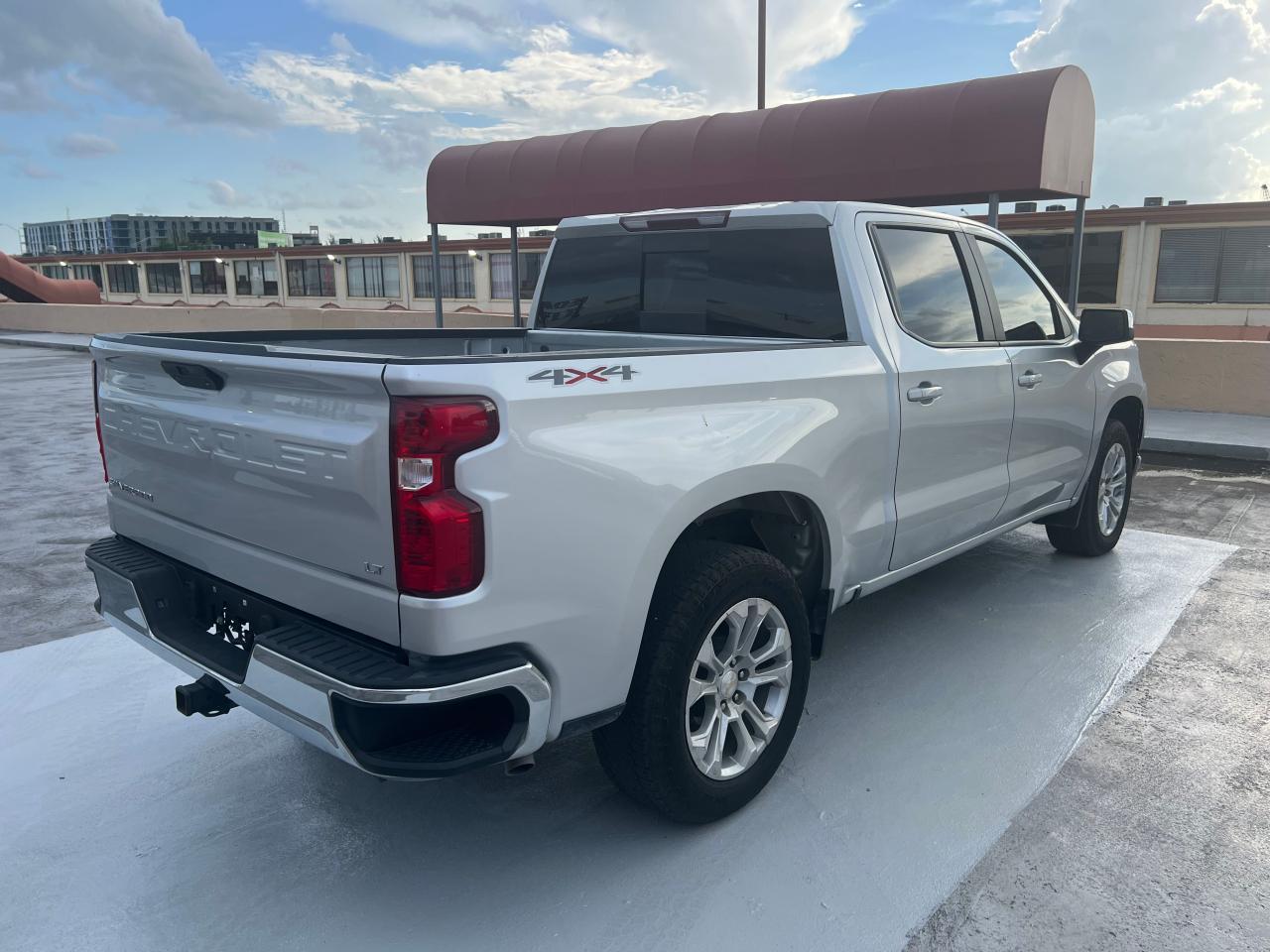 2021 Chevrolet All models VIN 3GCUYDET2MG212792 photo 4