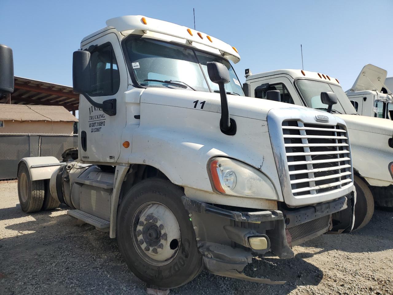 2012 FREIGHTLINER Cascadia 1 VIN 1FUBGDDV4CLBF0494 photo 1