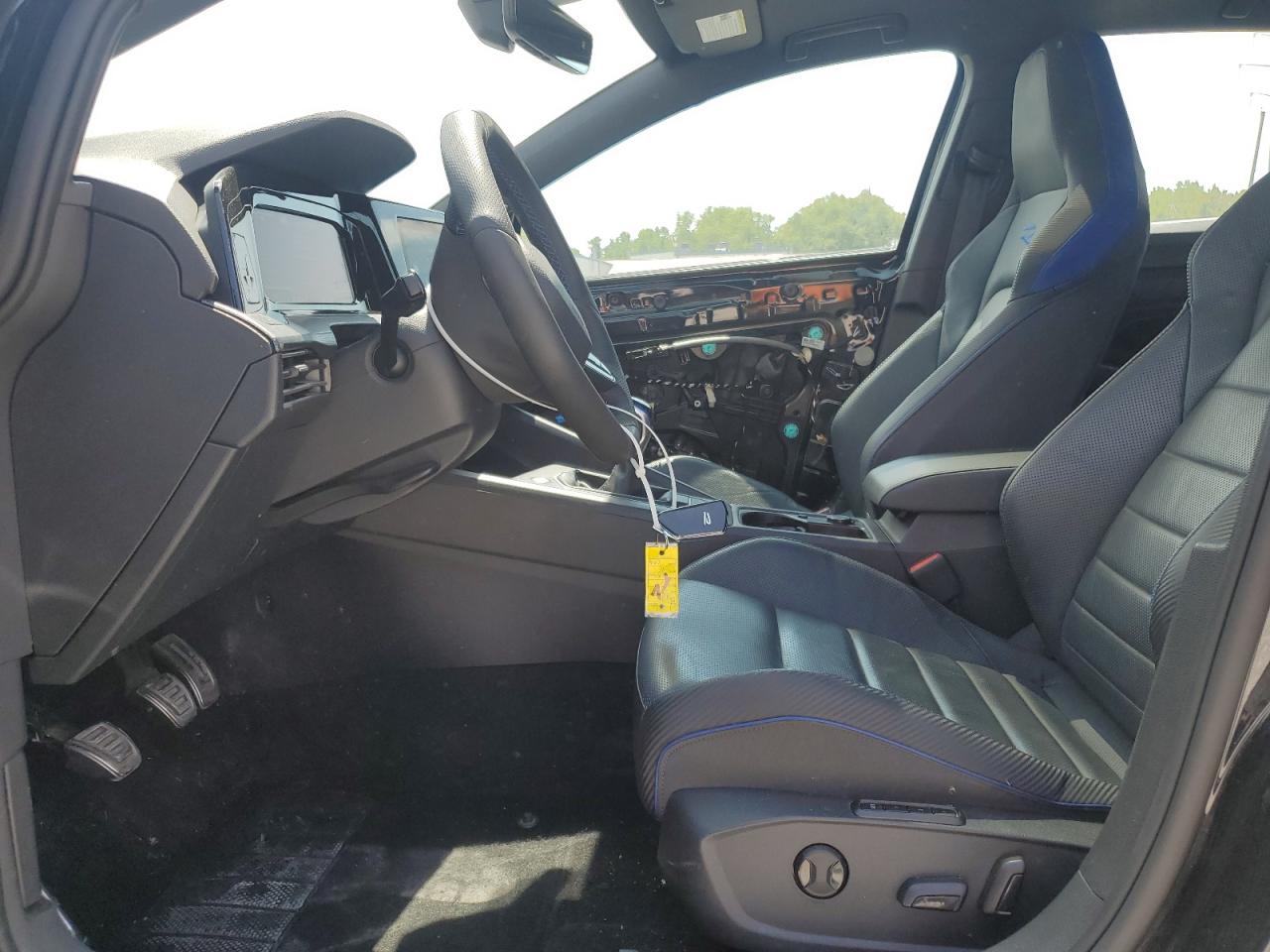 2022 Volkswagen Golf VIN WVWFB7CD9NW123313 photo 7