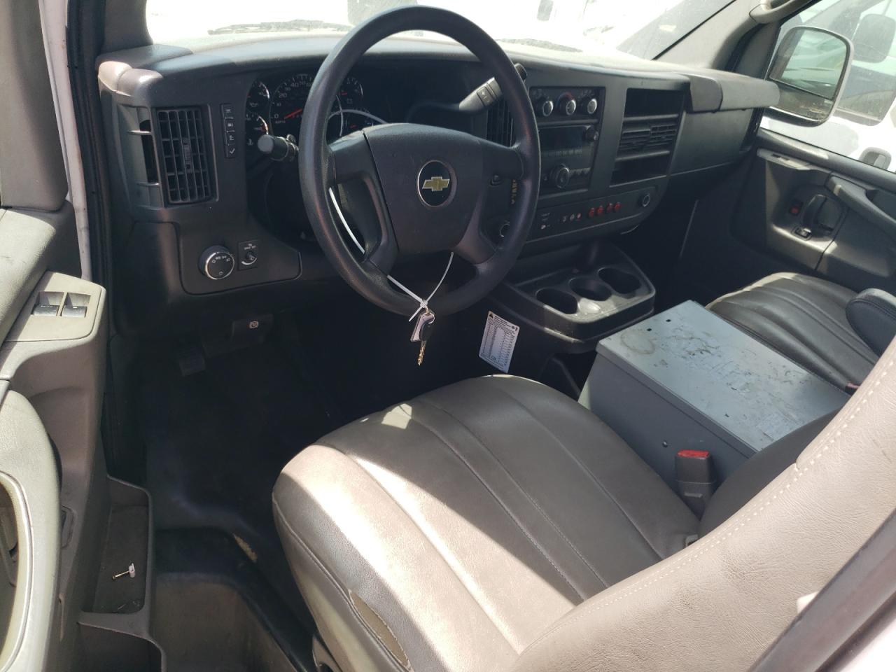 2014 Chevy Express VIN 1GCWGFCB1E1119313 photo 8