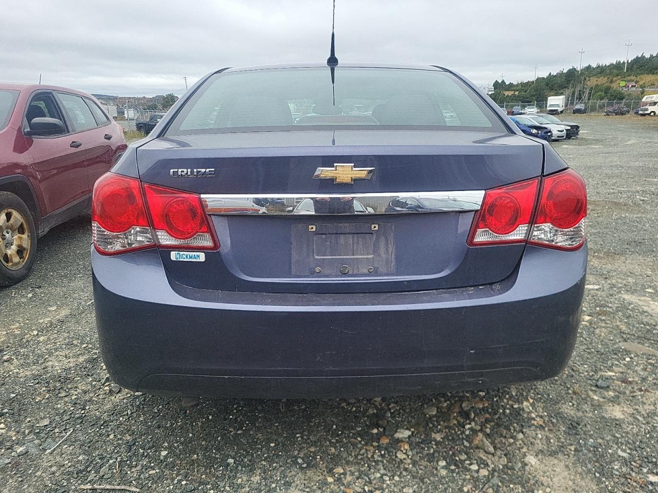 2013 CHEVROLET Cruze ls VIN 1G1PL5SH6D7330057 photo 6