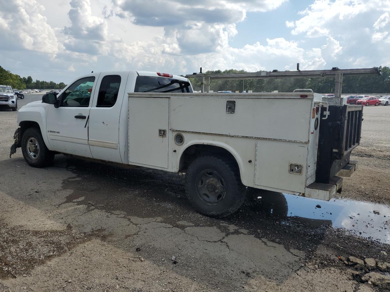 2009 Chev All models VIN 1GBHC59659E153752 photo 2