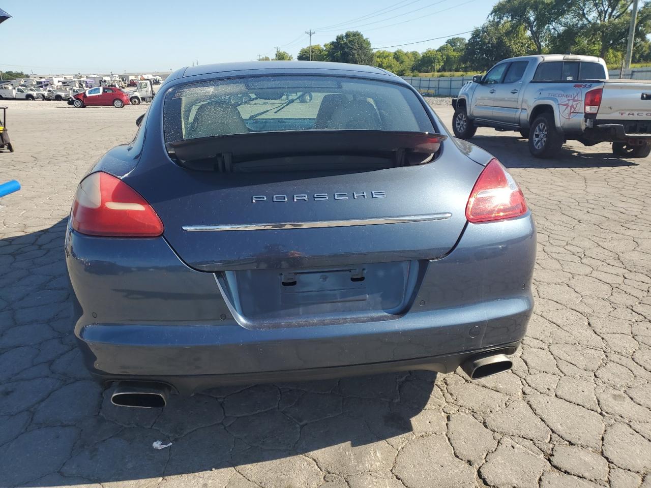 2011 Porsche Panamera VIN WP0AA2A72BL017327 photo 6