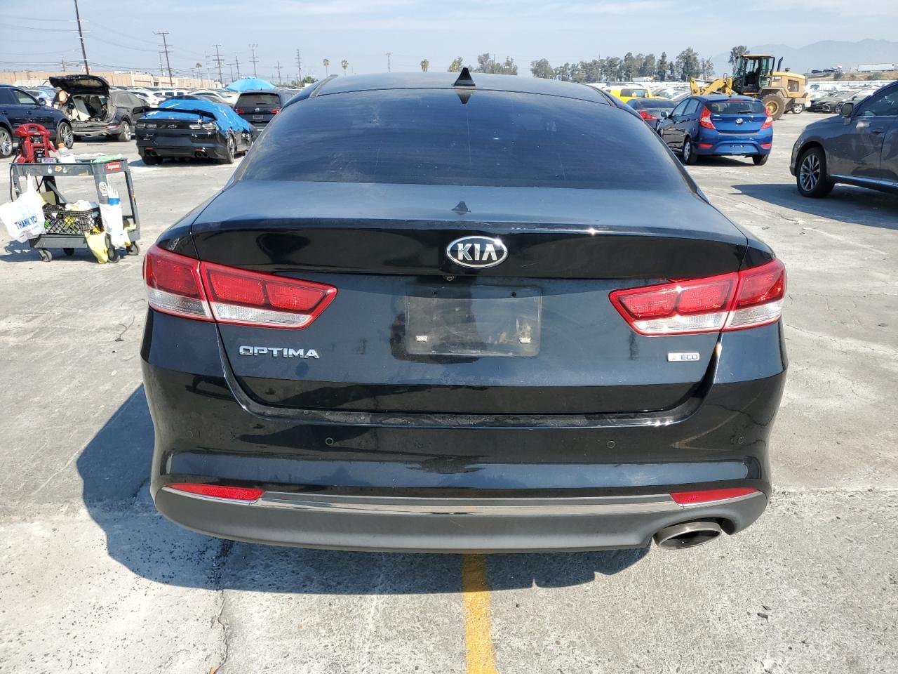 2018 Kia Optima VIN 5XXGT4L10JG213273 photo 6