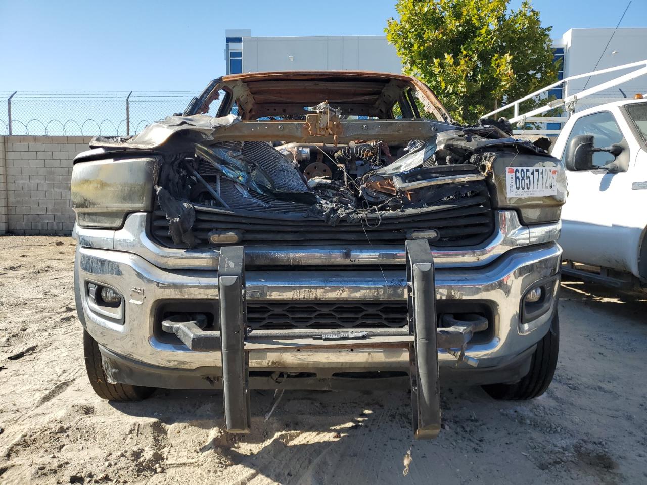 2019 Ram All models VIN 3C7WRNELXKG566801 photo 5