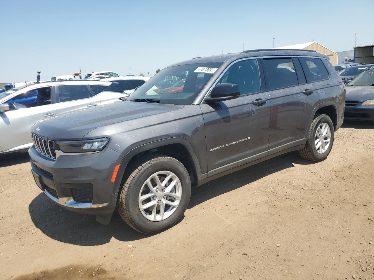 2025 Jeep Grand cher VIN 1C4RJKAG5S8671907 photo 1
