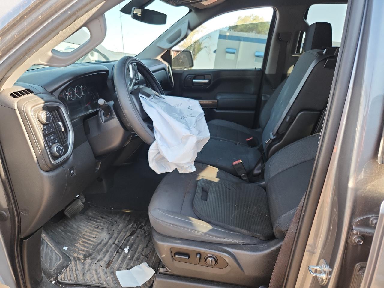 2020 Chev Silverado VIN 3GCUYDED4LG331550 photo 7