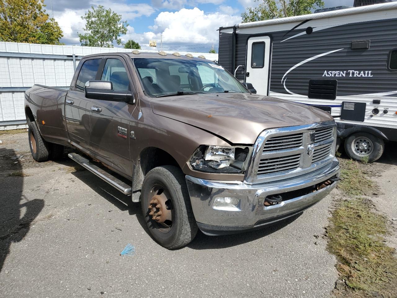 2010 Dodge All models VIN 3D73Y4CL4AG140106 photo 4