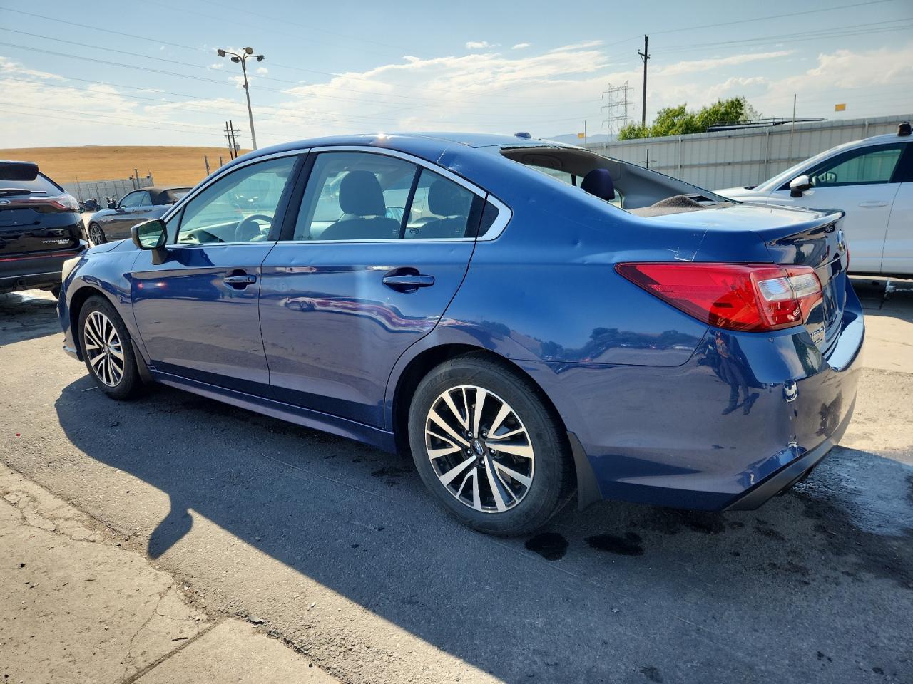 2019 Subaru LEGACY VIN 4S3BNAB61K3005355 photo 2