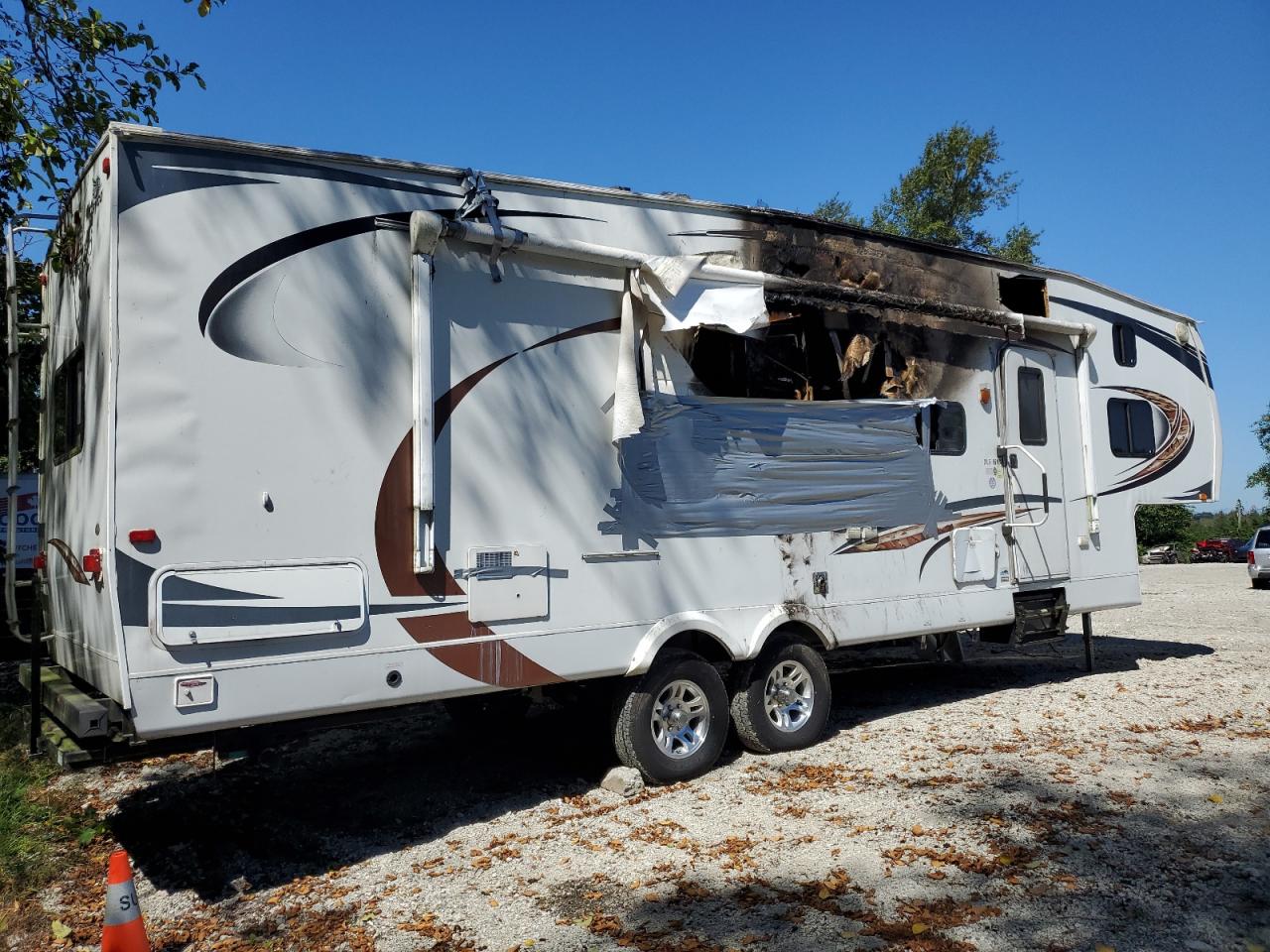2012 JAYCO Trailers VIN 1UJCJ0BS8C1PH0188 photo 4