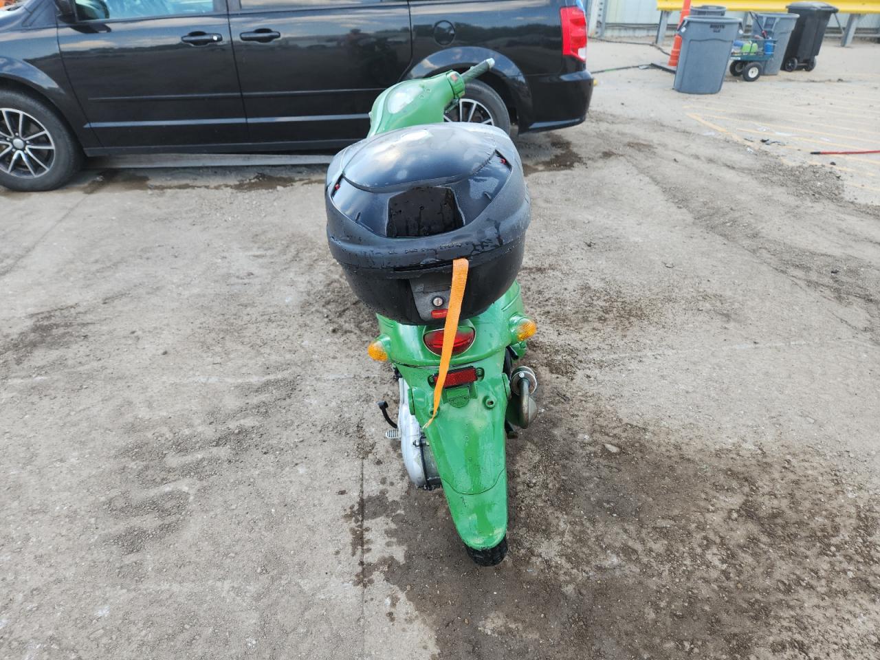 2008 KYMCO Scooter VIN RFBB1A04X8B520286 photo 4