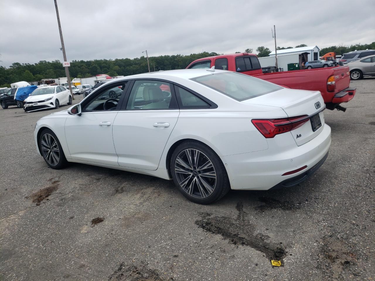 2023 Audi A6 VIN WAUE3BF24PN062688 photo 2