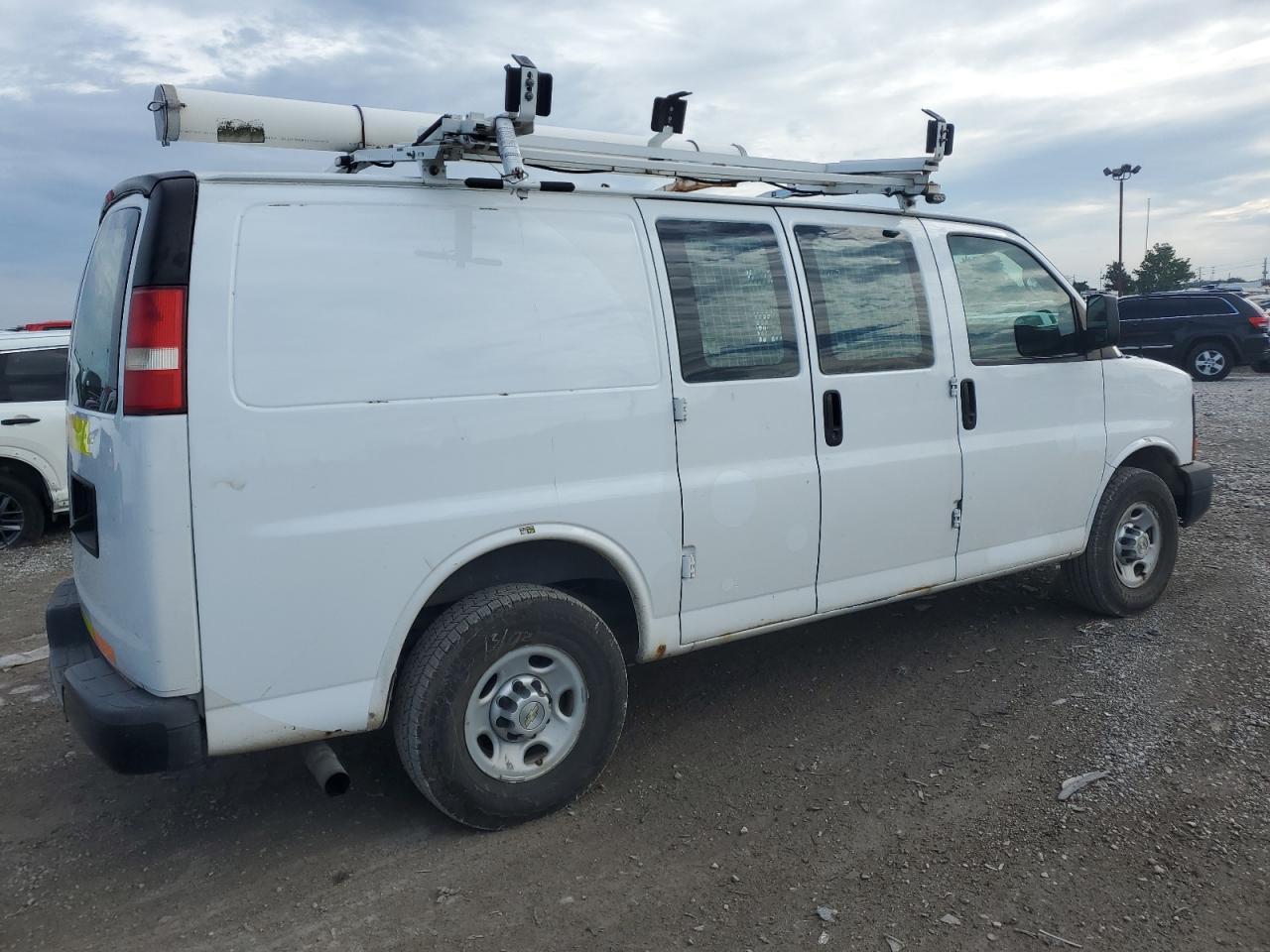2013 CHEV Express VIN 1GCWGFCA3D1194391 photo 3