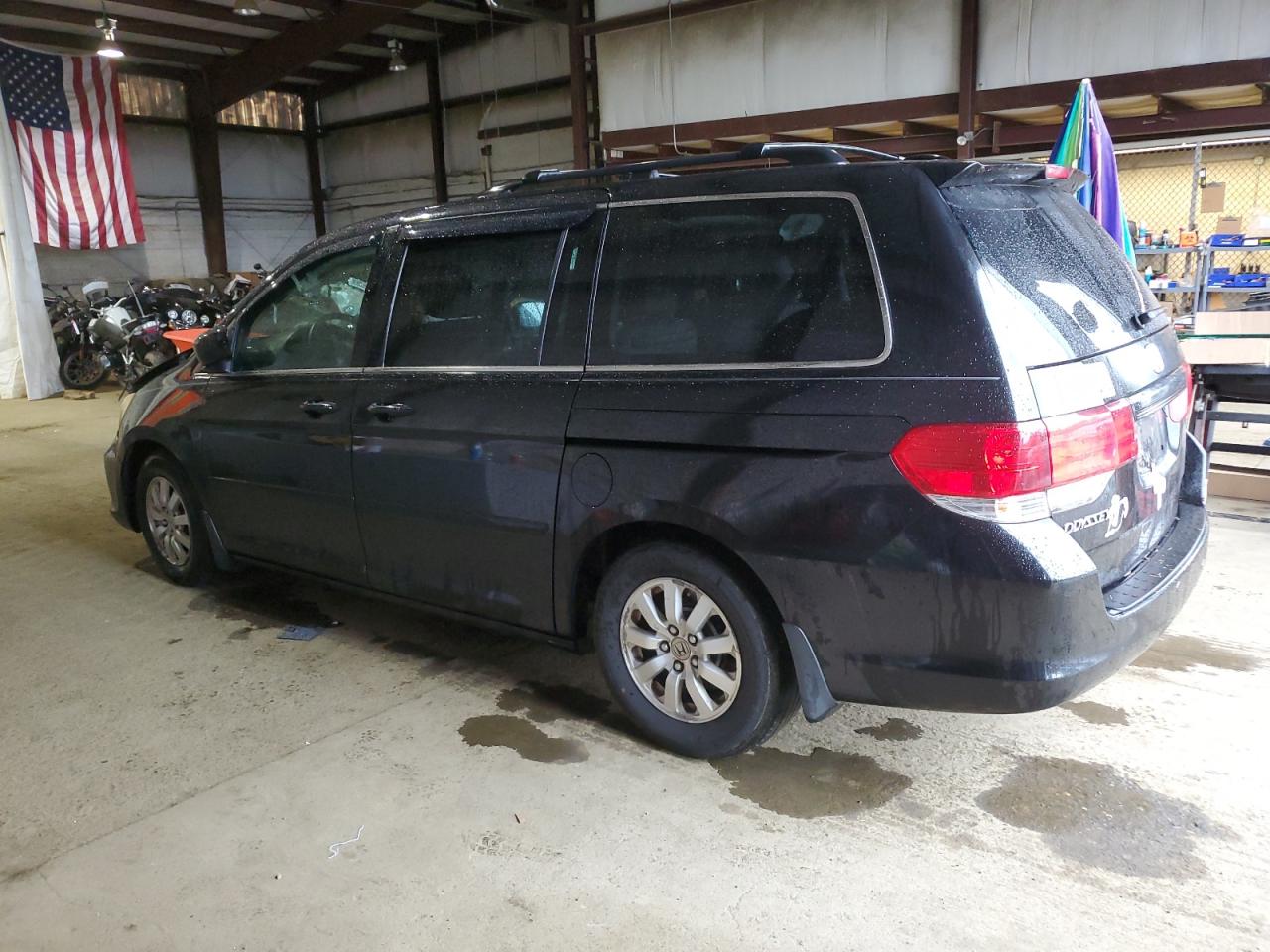 2010 Honda All models VIN 5FNRL3H60AB083389 photo 2