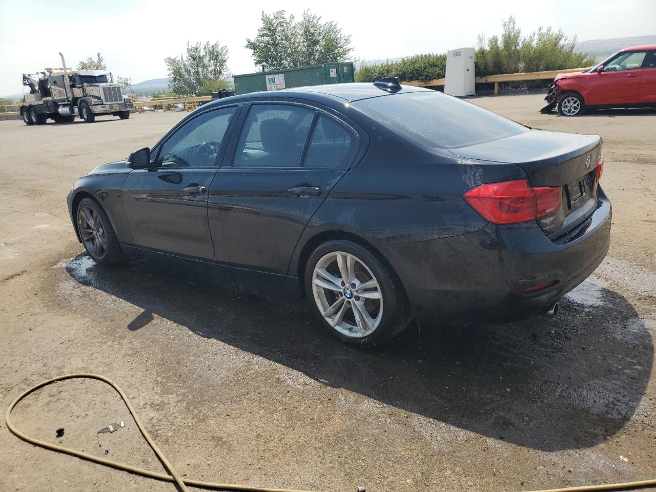 2018 BMW 3 series VIN WBA8A9C58JK622781 photo 2