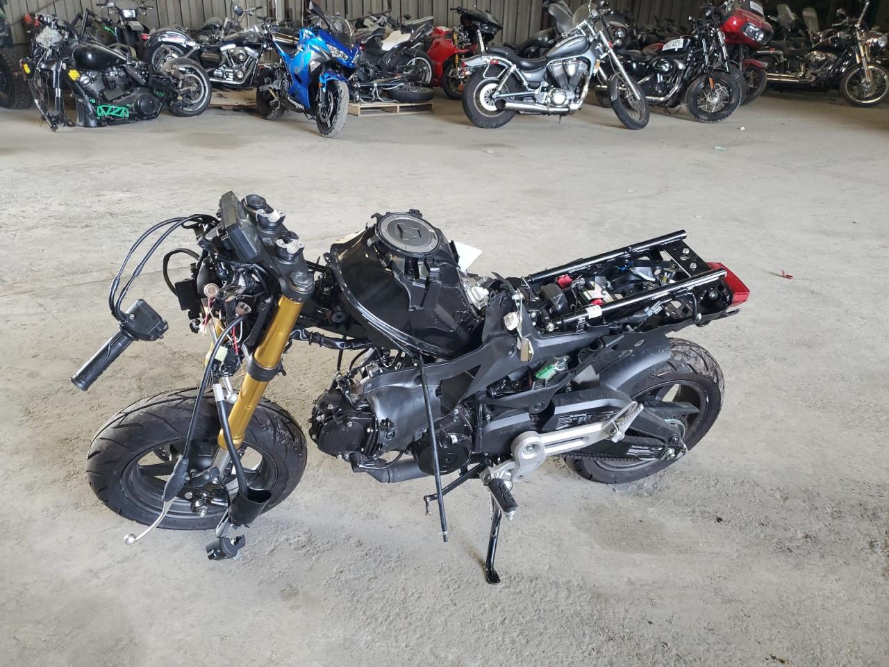 2025 Honda Grom VIN MLHJC9253S5301244 photo 3