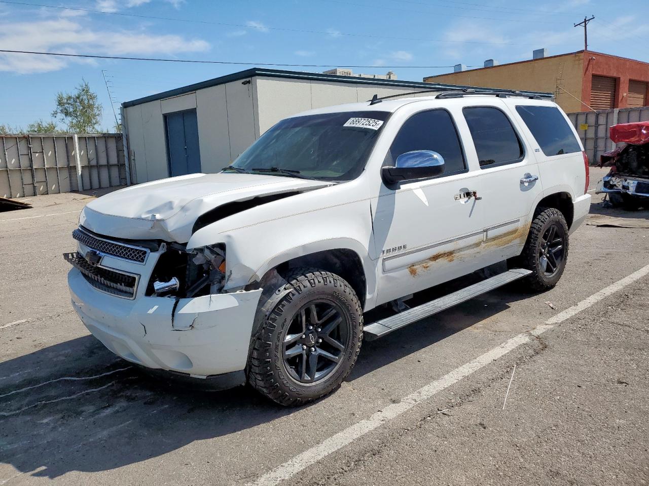 2013 Chevrolet Tahoe VIN 1GNSKCE02DR294992 photo 1