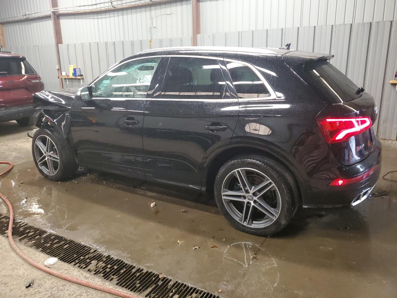 2018 Audi Sq5 VIN WA1A4BFYXJ2203026 photo 2
