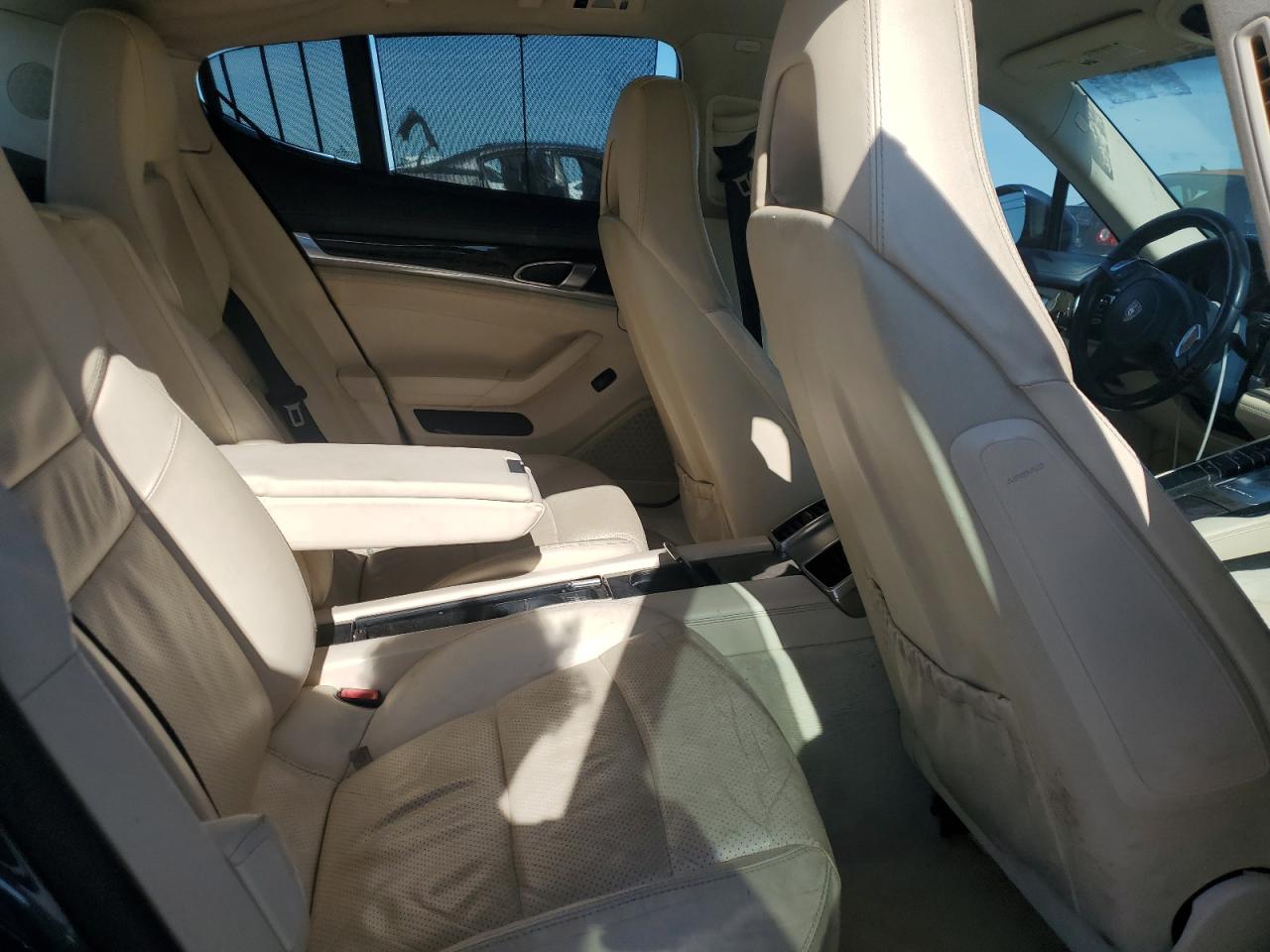2011 Porsche Panamera VIN WP0AA2A72BL017327 photo 10