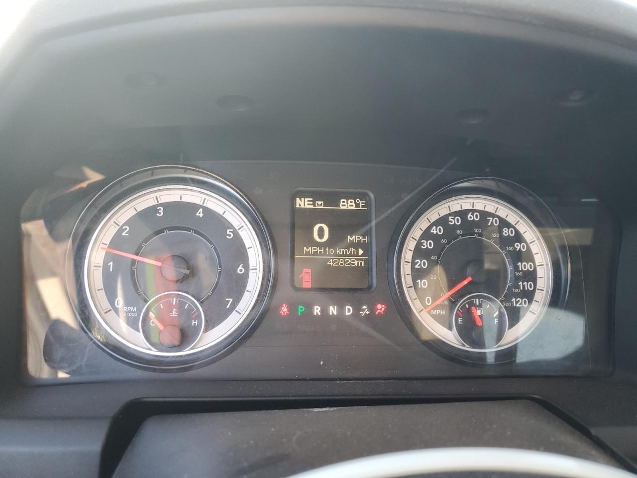 2018 Ram All models VIN 3C63R3AJ1JG132166 photo 9