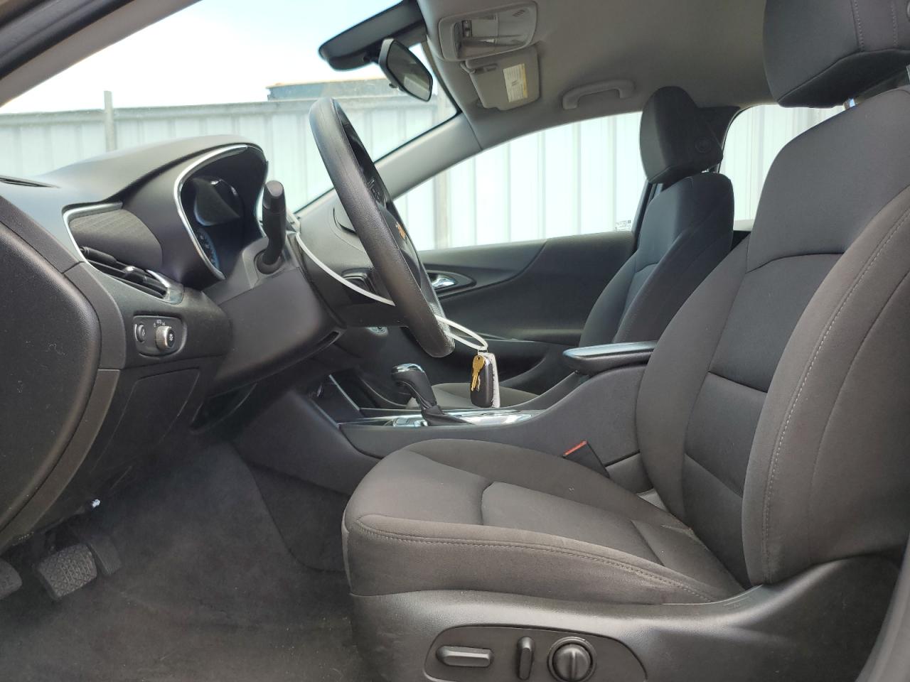 2020 Chevrolet Malibu VIN 1G1ZD5ST9LF109955 photo 7