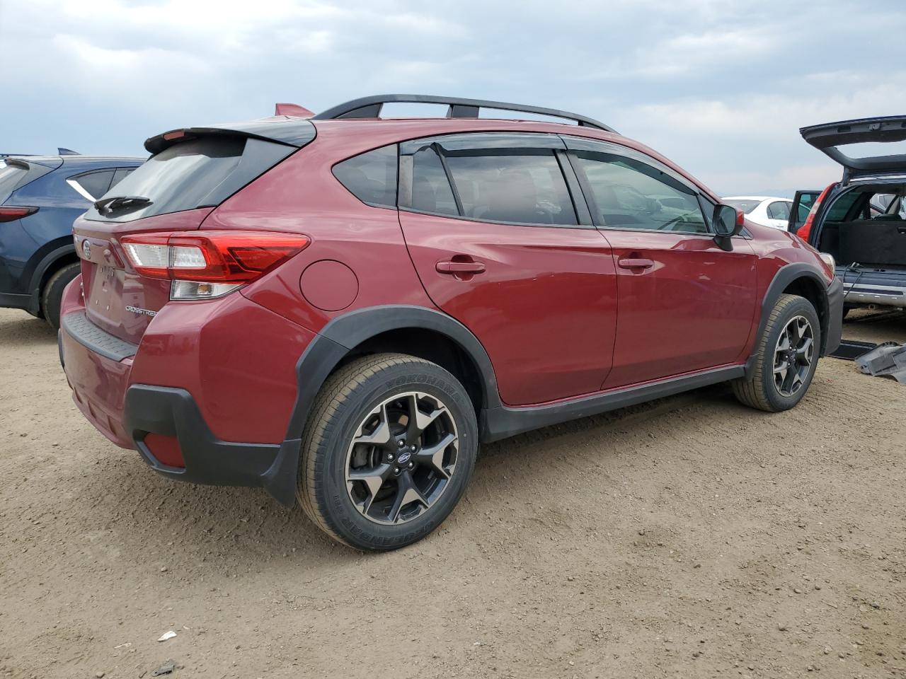 2019 Subaru Crosstrek VIN JF2GTACCXK8347522 photo 3