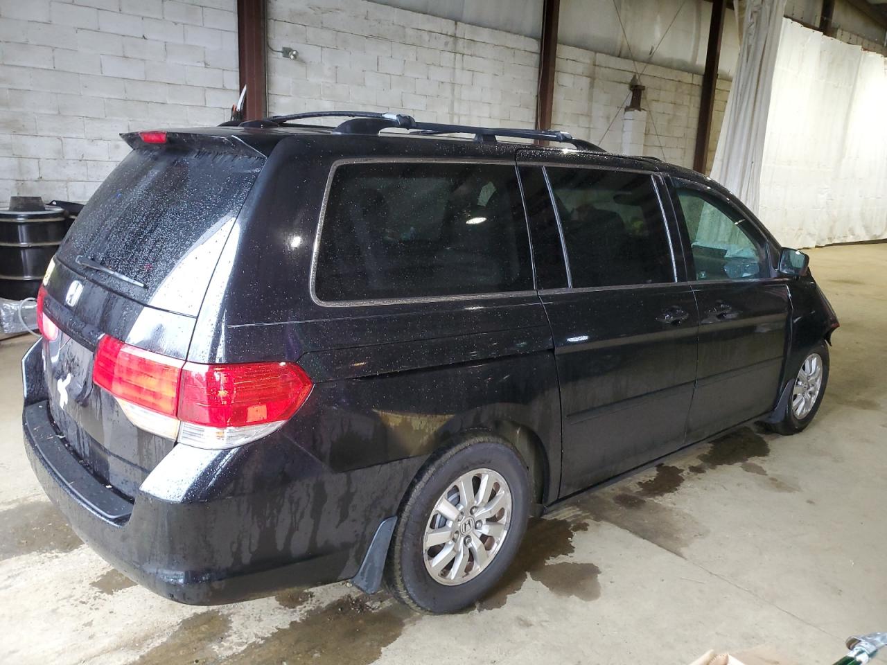 2010 Honda All models VIN 5FNRL3H60AB083389 photo 3
