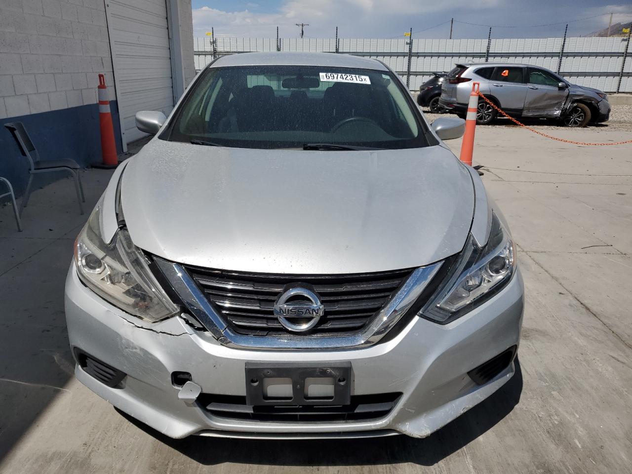 2017 NISS Altima VIN 1N4AL3APXHN355190 photo 5