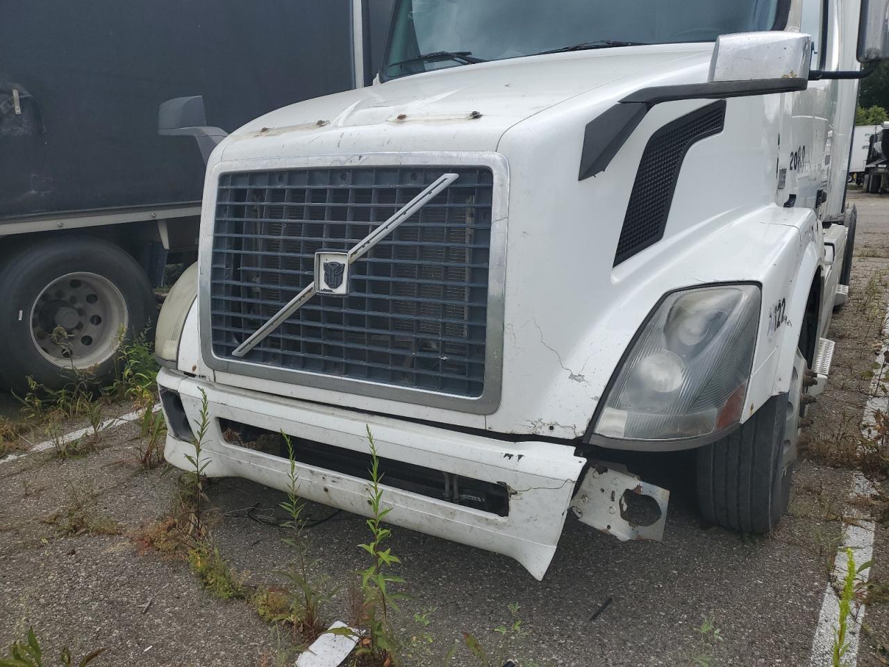 2012 Volvo Vn VIN 4V4NC9EH6CN547740 photo 9