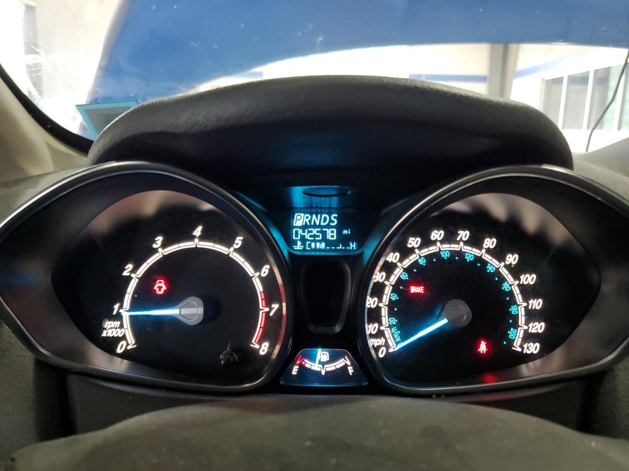 2018 Ford Fiesta VIN 3FADP4BJXJM124422 photo 9