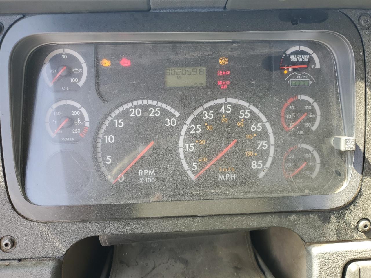 2012 FREIGHTLINER Cascadia 1 VIN 1FUBGDDV4CLBF0494 photo 8