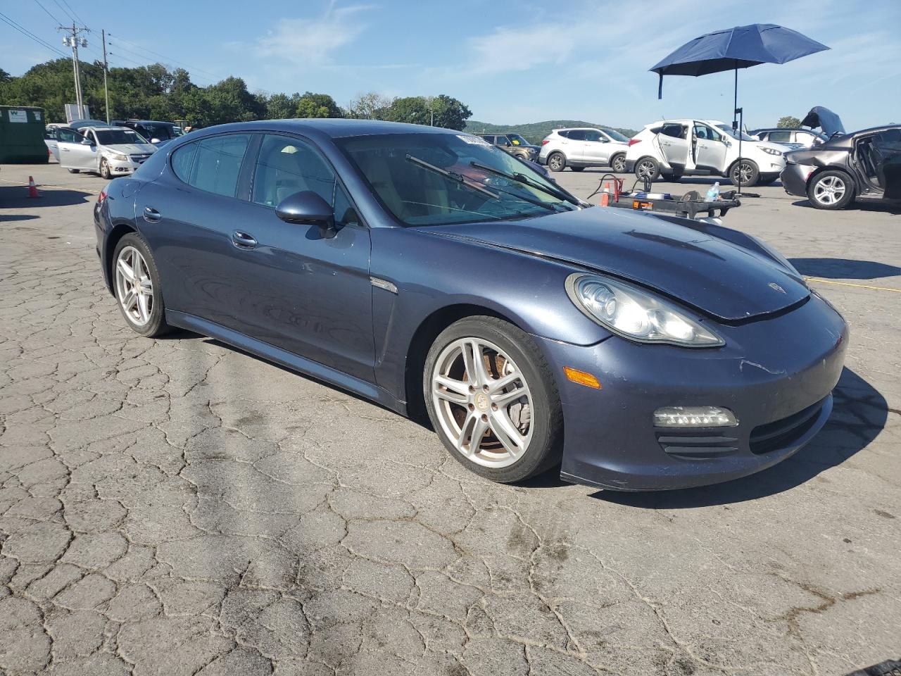 2011 Porsche Panamera VIN WP0AA2A72BL017327 photo 4
