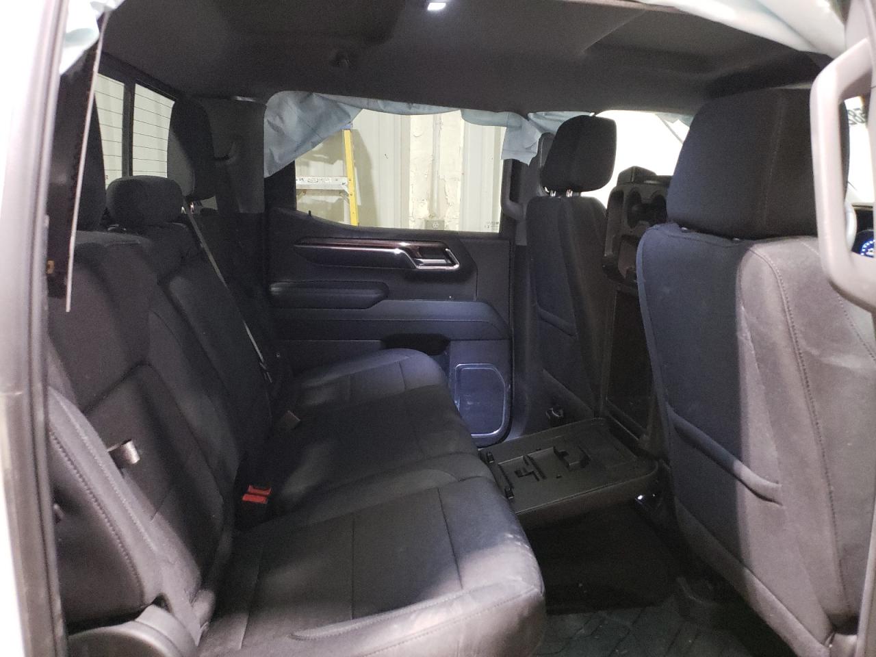 2025 CHEVROLET All models VIN 3GCPKDEK5SG134768 photo 10