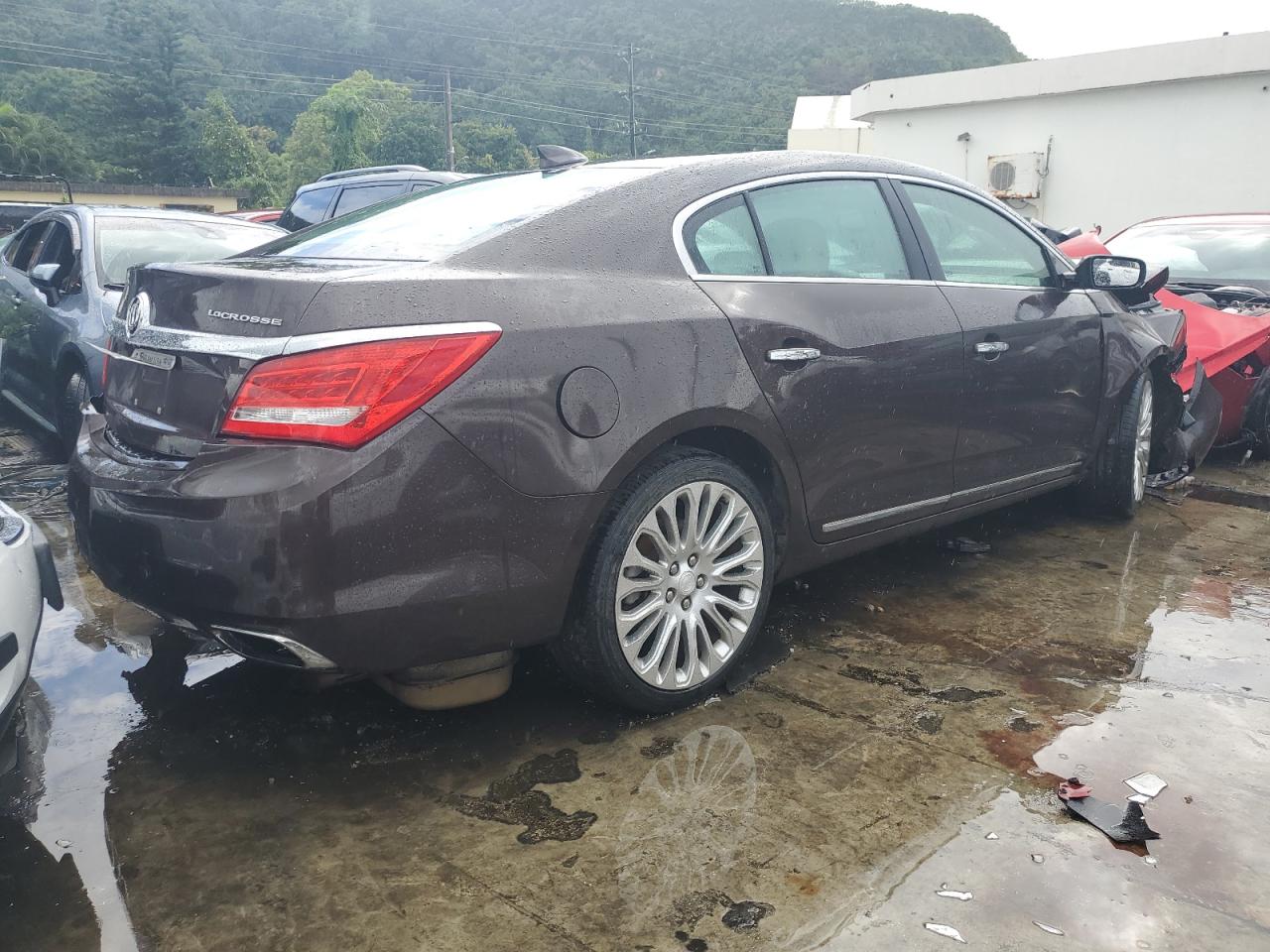 2016 Buick Lacrosse VIN 1G4GF5G32GF255472 photo 3