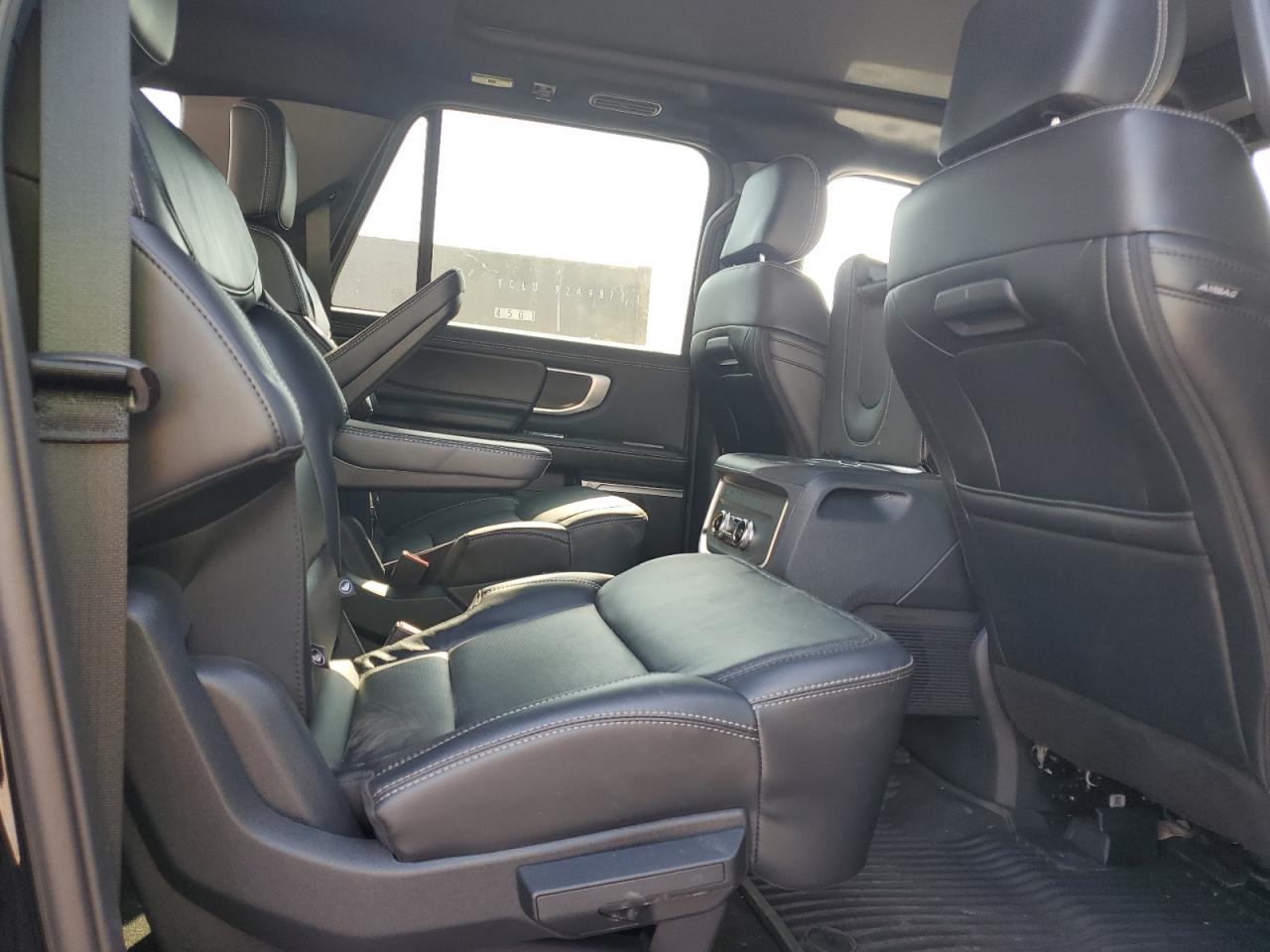2025 Ford Expedition VIN 1FMJK1M83SEA33788 photo 11