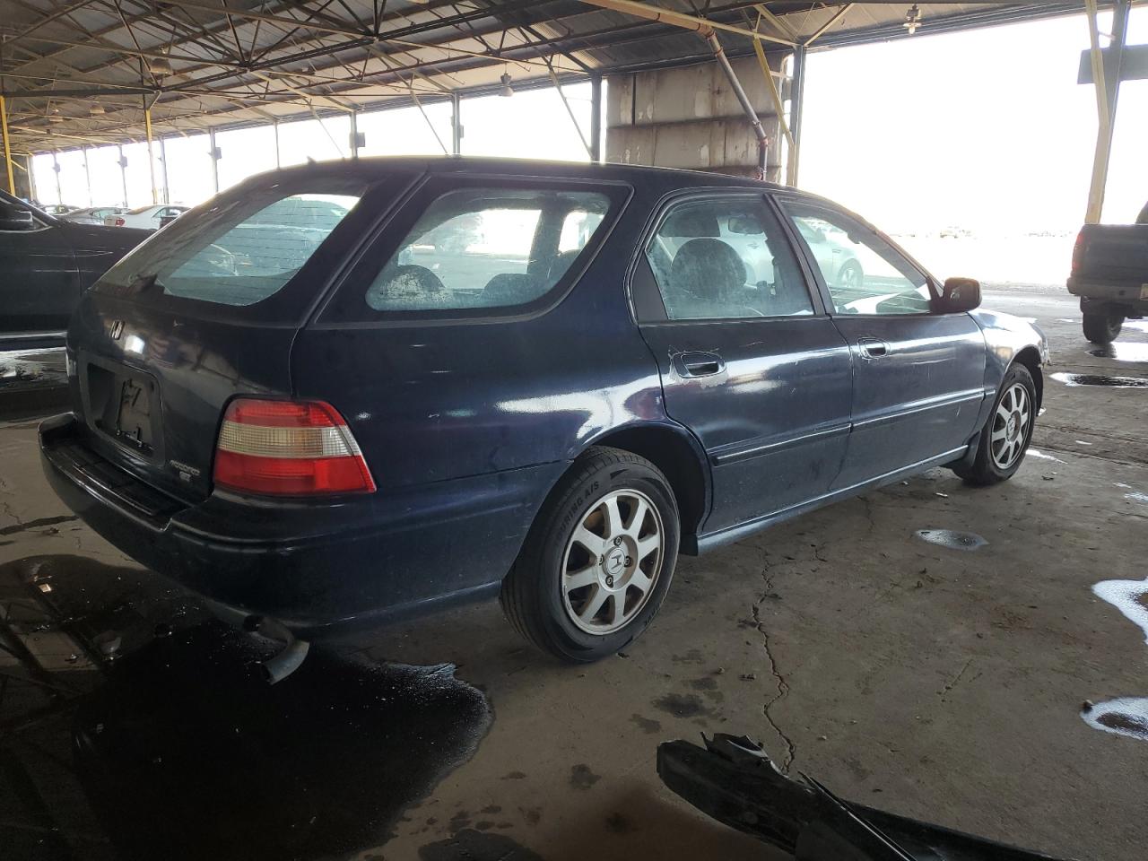 1995 Honda Accord VIN 1HGCE1898SA007042 photo 3