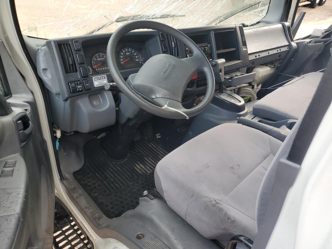 2018 Isuzu All models VIN 54DC4W1B3JS811698 photo 8