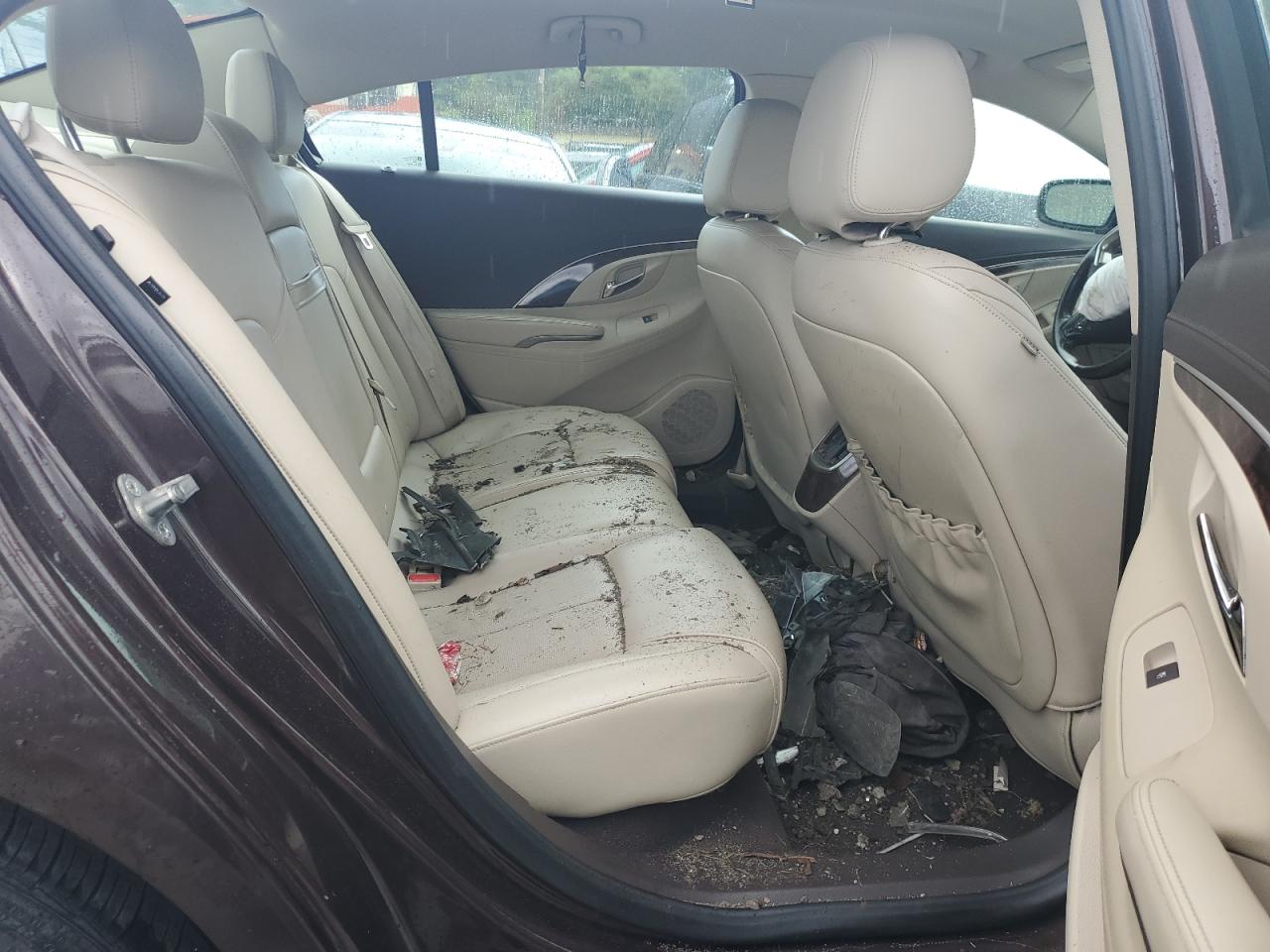 2016 Buick Lacrosse VIN 1G4GF5G32GF255472 photo 10