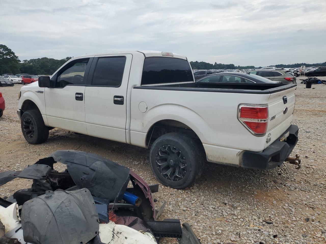 2014 Ford F-150 VIN 1FTFW1CF1EKD00298 photo 2