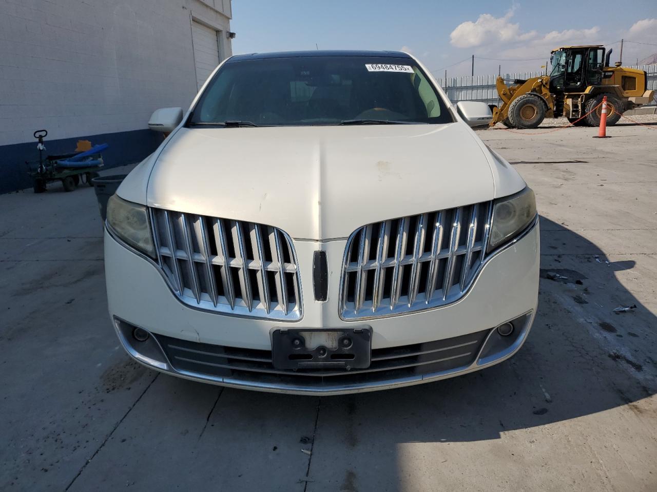 2012 Lincoln Mkt VIN 2LMHJ5AT9CBL53684 photo 5