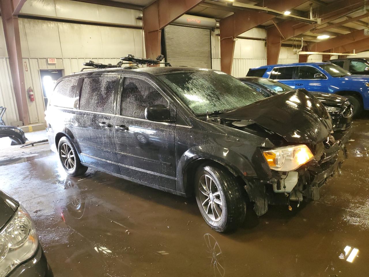 2017 Dodge Caravan VIN 2C4RDGCG2HR581063 photo 4